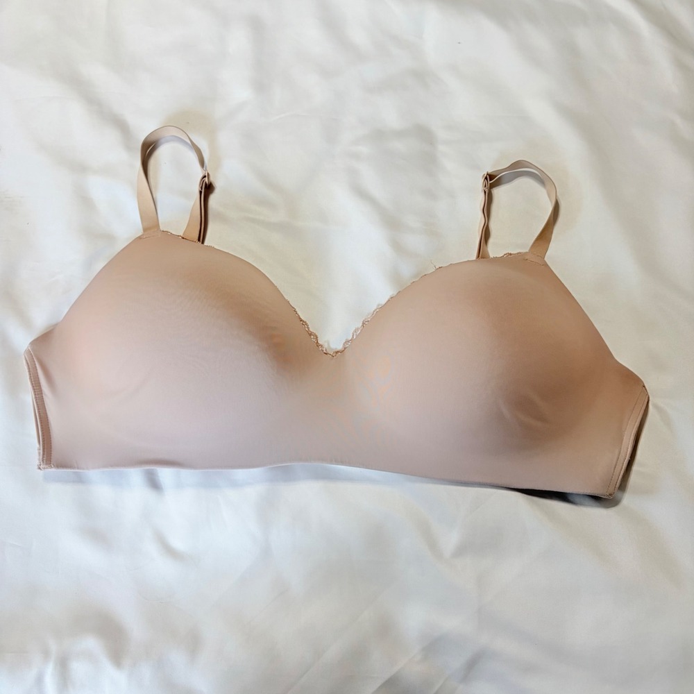 Maidenform Pure Comfort Wireless Bra Beige Nude Lace Trim 2XL DM7681